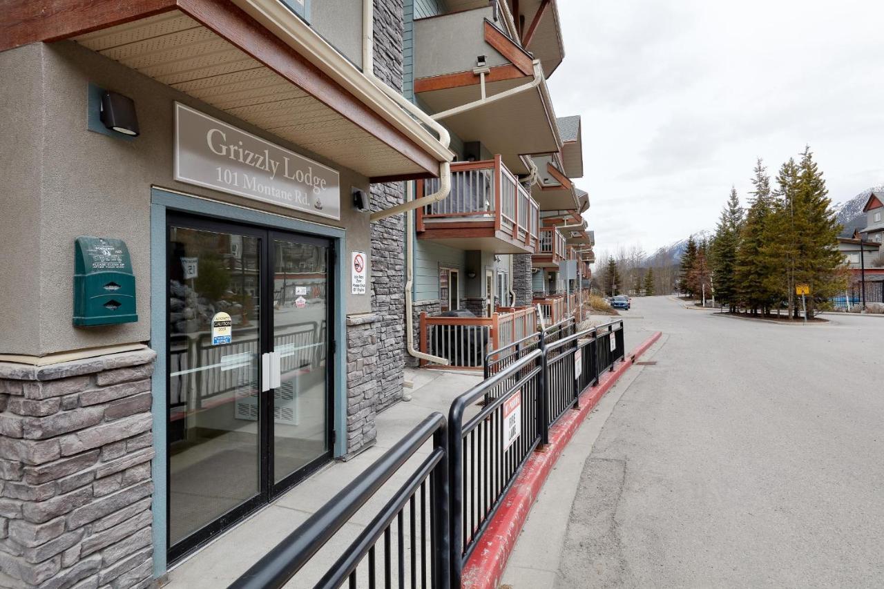 Newly Renovated Grizzly Lodge, Spacious 3br 2ba With Open Pool, Hot Tub Holiday home